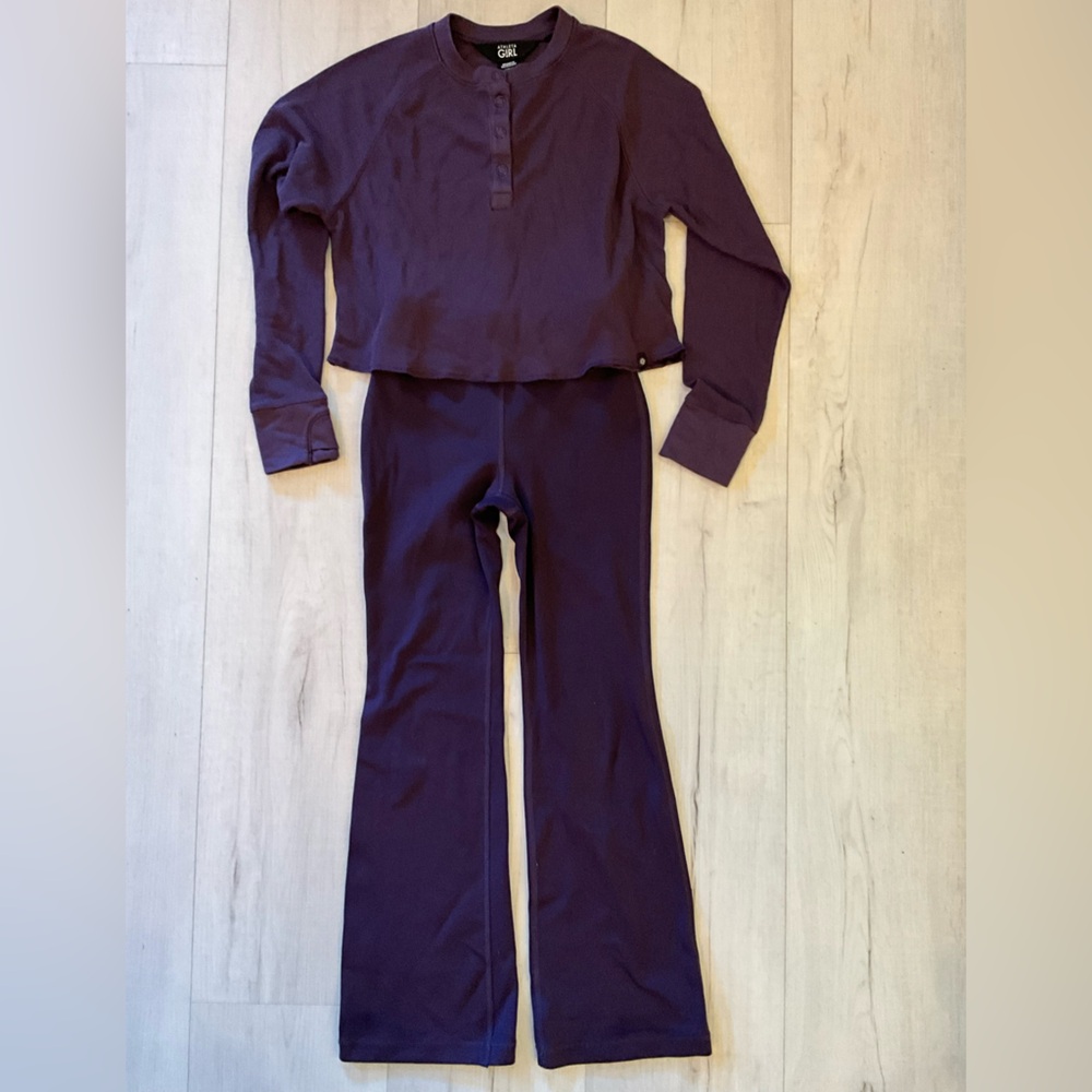 Athleta Girl High Rise Pants and Long Sleeve Set in‎ Dark Purple